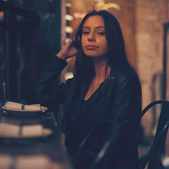 Meet your Posher, Brittany - Picture 1 of 1